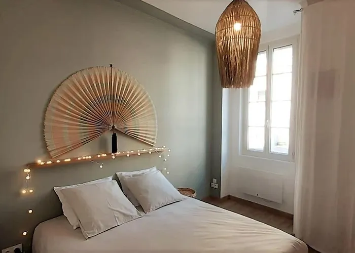 La Verriere Centre *